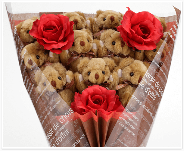 くまブーケ スタンダード：ロイヤルブラウニー（赤色のバラの造花3本付き）