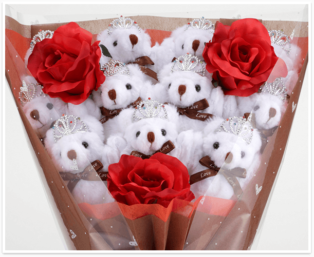 くまブーケ スタンダード：プリマドンナ（赤色のバラの造花3本付き）