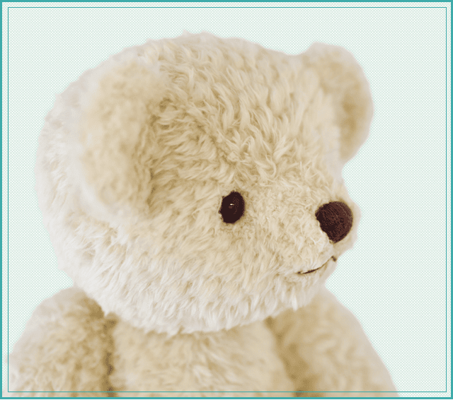 刺しゅうは職人の手作業