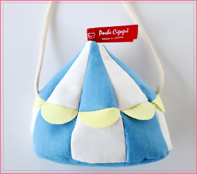 サーカスのテントがモチーフ